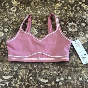 ALO Yoga Rose Pink V-Trim Sports Bra